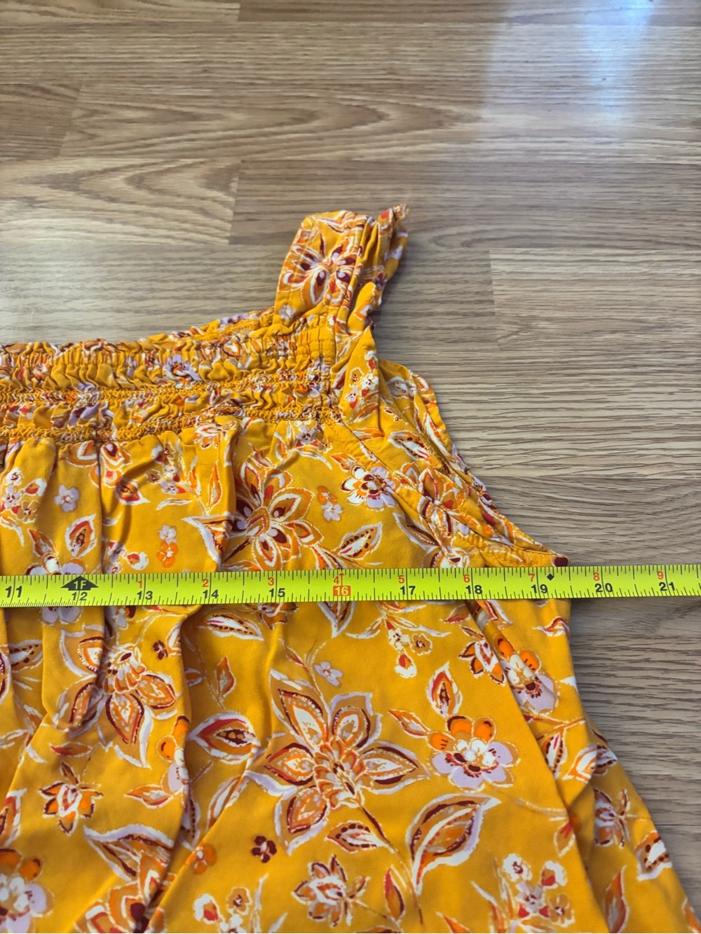 BeachLunchLounge Yellow Floral Smocked Neck Sleeveless Tank Top Size XL - Picture 6 of 10